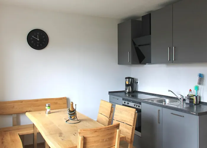 別荘 Familien-idyll Bibertalblick マッサーベルク